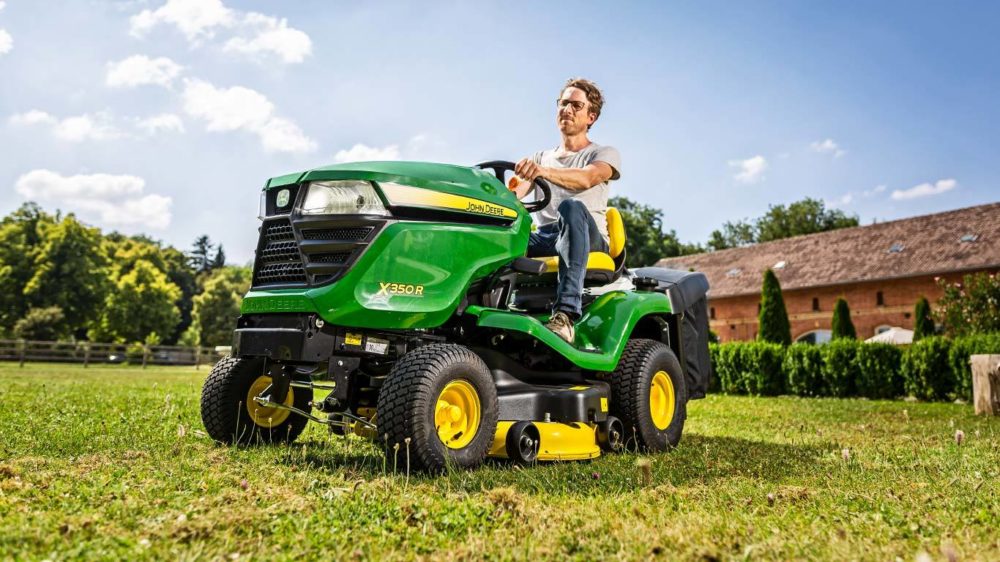 John Deere X350R Ride On mower - Kent Hire