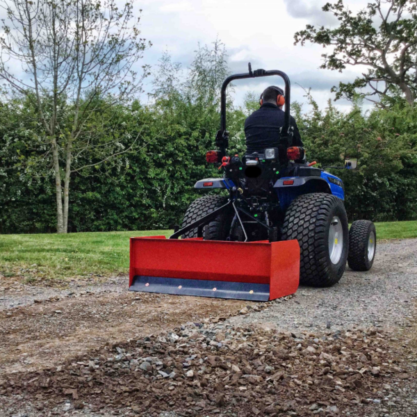 Winton Rear Box Graders Kent Hire